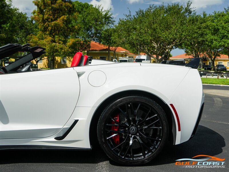 Used 2016 Chevrolet Corvette Z06 w/ 3LZ Preferred Equipment Group RWD image 45