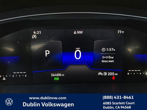 Certified 2023 Volkswagen Tiguan SE w/ Panoramic Sunroof Package FWD image 23