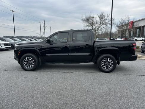 Used 2024 Nissan Frontier SL w/ Technology Package AWD/4WD image 6