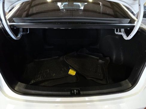 Used 2024 Toyota Corolla SE image 13