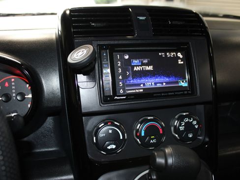 Used 2007 Honda Element SC image 17