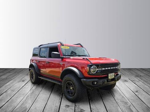Used 2023 Ford Bronco Wildtrak AWD/4WD image 9
