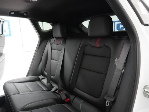 New 2026 Chevrolet Trax RS w/ Sunroof Package FWD image 33