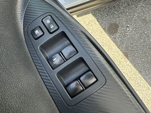 Used 2024 Mitsubishi Eclipse Cross SE image 28