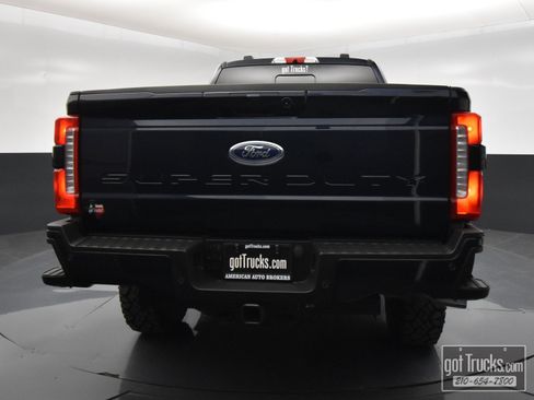Used 2023 Ford F250 Lariat w/ Lariat Ultimate Package image 6