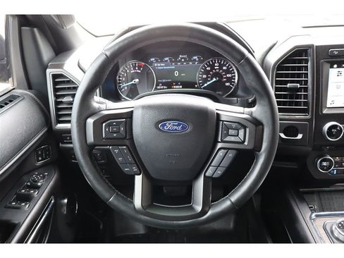 Used 2018 Ford Expedition Limited w/ Equipment Group 301A AWD/4WD image 10