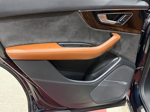 Used 2018 Audi Q7 3.0T Prestige image 21