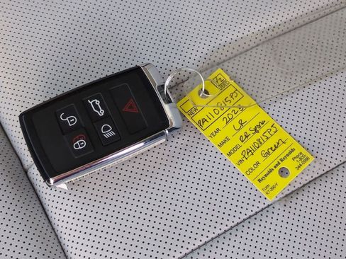 Used 2023 Land Rover Range Rover Sport SE image 35