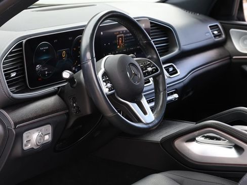 Used 2020 Mercedes-Benz GLS 450 4MATIC image 13