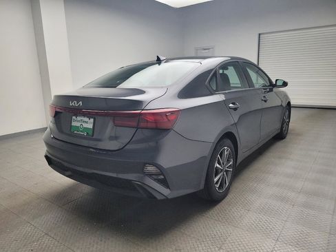 Used 2024 Kia Forte LXS image 9