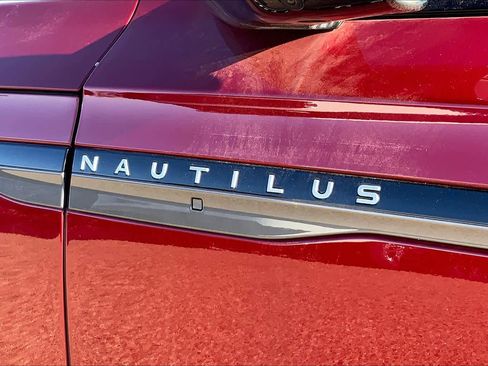 New 2026 Lincoln Nautilus Premier w/ Jet Appearance Package image 15