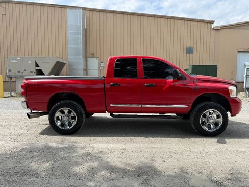 Used 2007 Dodge Ram 2500 Truck Laramie AWD/4WD image 4
