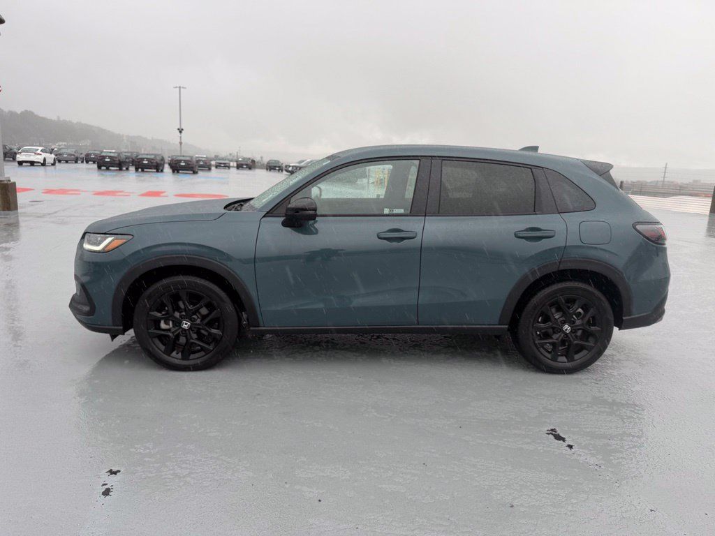 Certified 2024 Honda HR-V Sport image 10