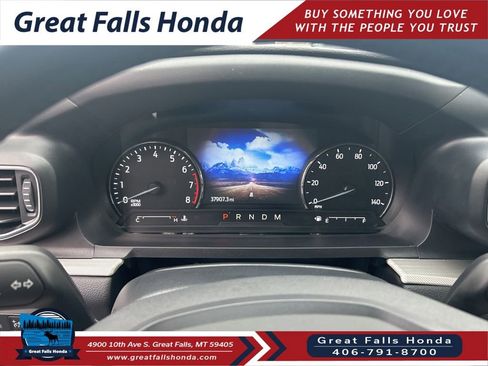 Used 2020 Ford Explorer XLT w/ Equipment Group 202A image 15