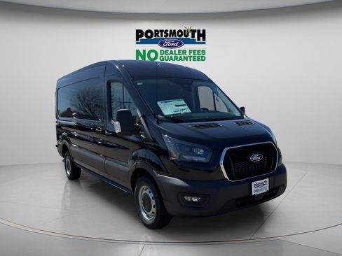 New 2026 Ford Transit 250 148 Medium Roof w/ Load Area Protection Package RWD image 24