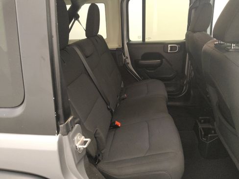 Used 2020 Jeep Wrangler Unlimited Sport S AWD/4WD image 19