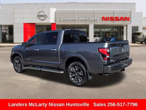 Used 2023 Nissan Titan Platinum Reserve w/ Moonroof Package AWD/4WD image 6