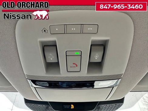 Used 2023 Nissan Ariya AWD image 17