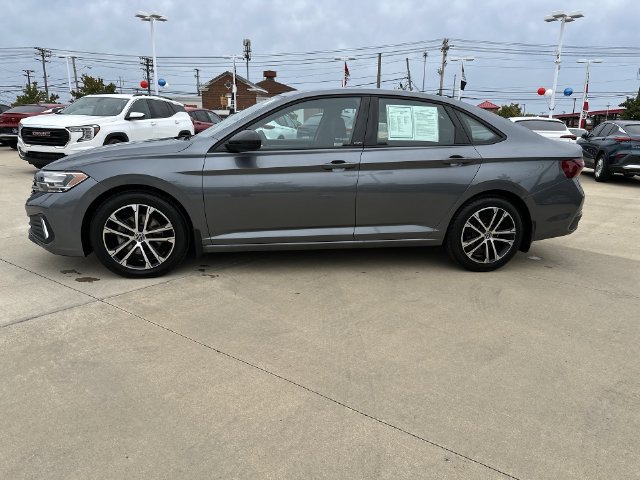 Used 2023 Volkswagen Jetta Sport FWD image 41