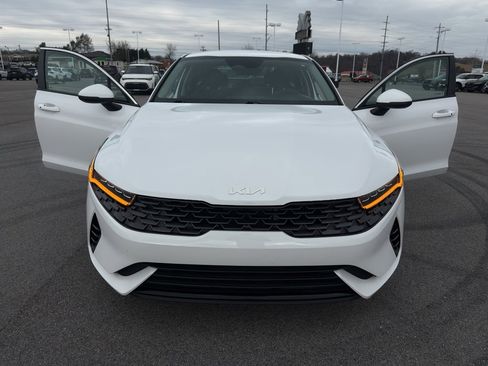 Used 2023 Kia K5 LXS image 45