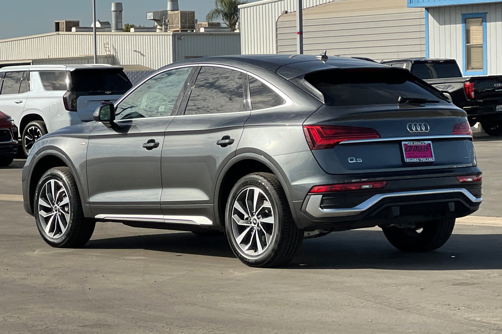 Used 2024 Audi Q5 2.0T Premium Plus w/ Premium Plus Package AWD/4WD image 7