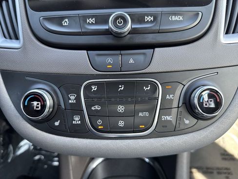 Used 2023 Chevrolet Malibu LT image 19