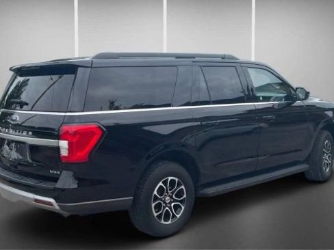 Used 2024 Ford Expedition Max XLT AWD/4WD image 5