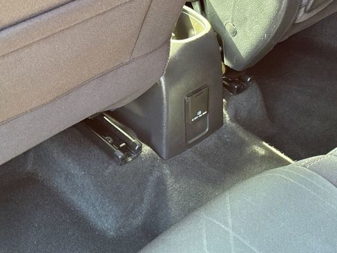 Used 2017 Chevrolet Trax LT image 34