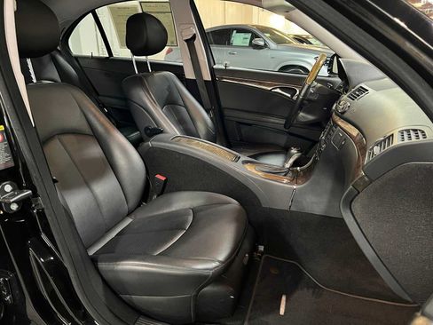 Used 2008 Mercedes-Benz E 350 4MATIC Sedan image 12