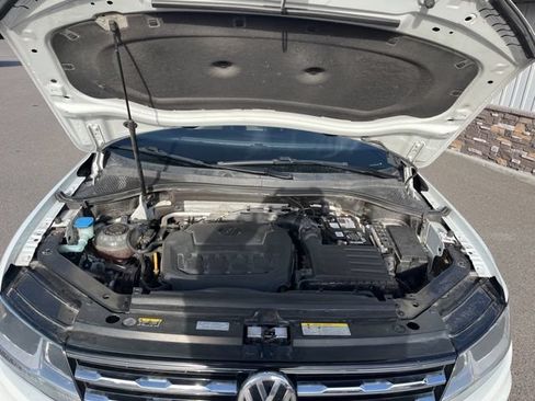 Used 2021 Volkswagen Tiguan SE FWD image 27