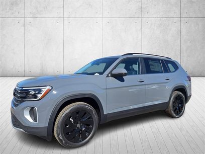 New 2026 Volkswagen Atlas SE