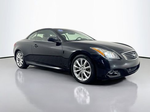 Used 2014 INFINITI Q60 Convertible w/ Premium Package image 3