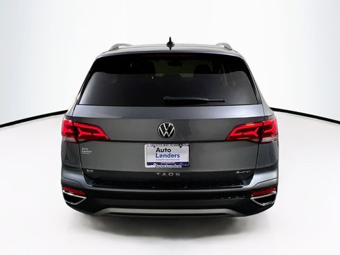 Used 2022 Volkswagen Taos SE image 6