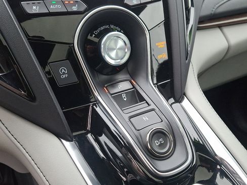 Used 2019 Acura RDX AWD w/ Advance Package image 16