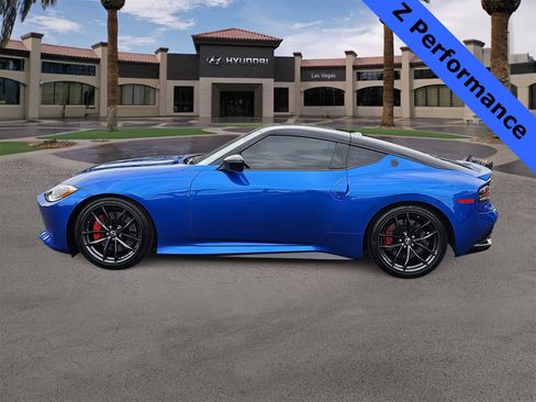 Used 2024 Nissan Z Performance w/ Floor Mat Package image 5