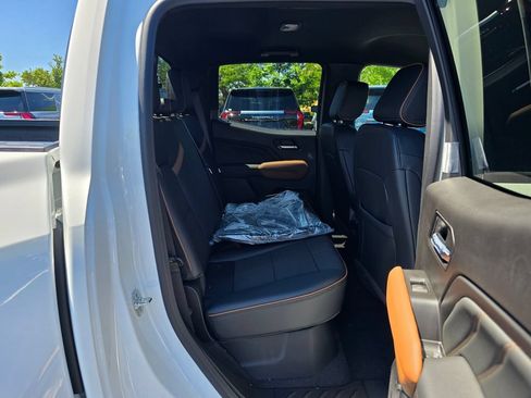 New 2026 GMC Canyon AT4 AWD/4WD image 26