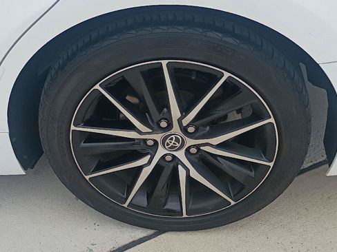 Used 2023 Toyota Camry SE FWD image 23