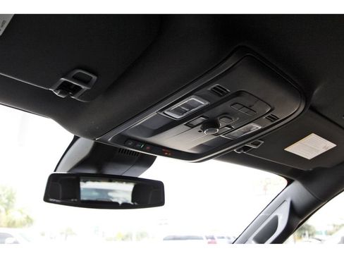 Used 2024 Chevrolet Suburban Premier RWD image 22
