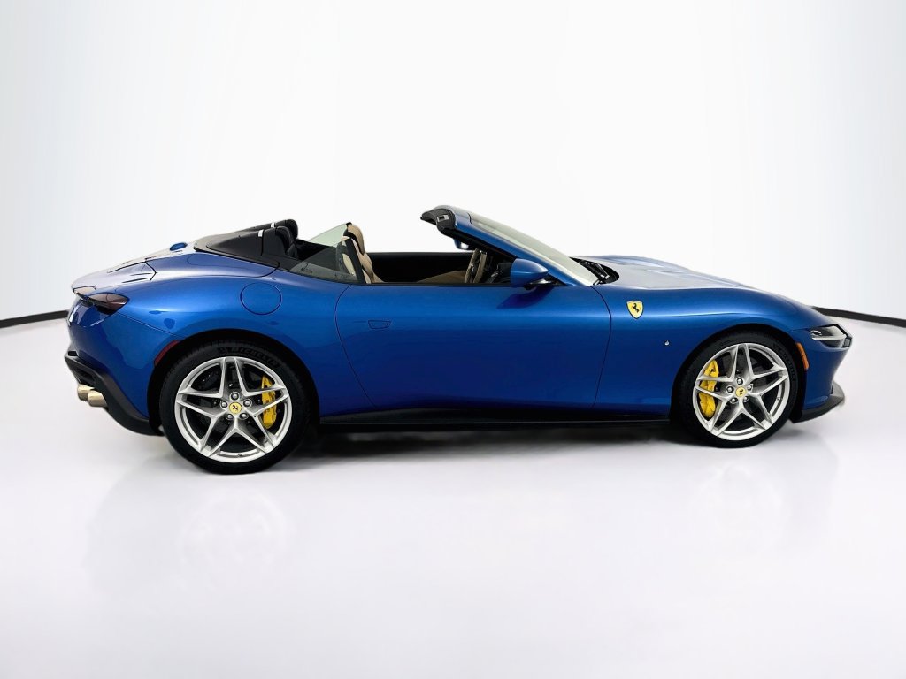 Used 2026 Ferrari Roma Spider RWD image 4