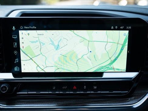 Used 2025 Chevrolet Silverado 2500 LT w/ Convenience Package image 31