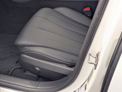 New 2026 Mercedes-Benz E 350 Sedan image 4