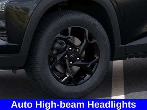 New 2026 Chevrolet Trax LT w/ Driver Confidence Package FWD image 10