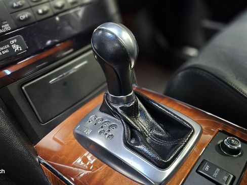 Used 2011 INFINITI FX35 2WD w/ Premium Pkg image 35