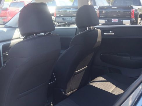 Used 2022 Kia Sportage LX AWD/4WD image 33