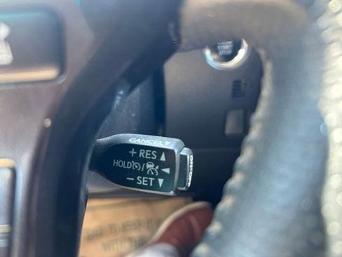 Used 2021 Toyota 4Runner Venture AWD/4WD image 26