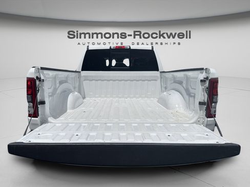 Used 2023 RAM 1500 Big Horn AWD/4WD image 9