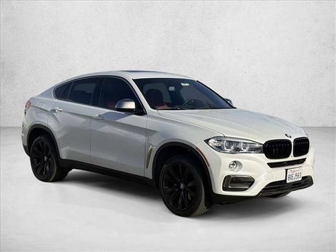 Used 2018 BMW X6 sDrive35i w/ Premium Package image 3