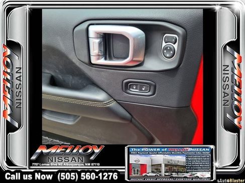 Used 2025 Jeep Wrangler Unlimited Sahara AWD/4WD image 17