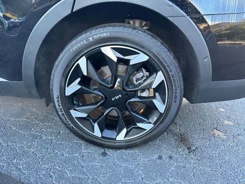 Certified 2024 Kia Sorento SX image 20