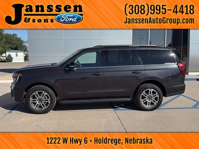 Used 2025 Ford Expedition Active